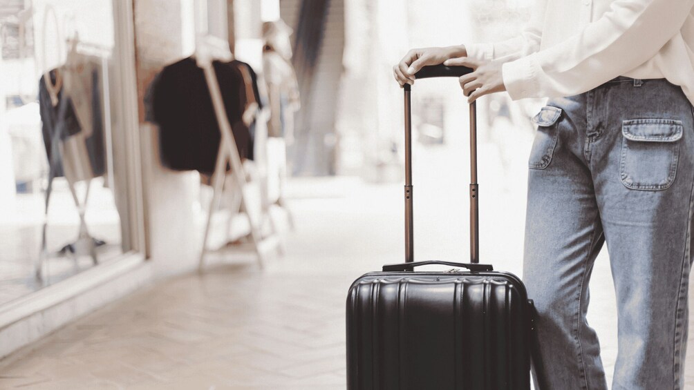 Picture 6 for Activity Luggage Storage in Lake Como