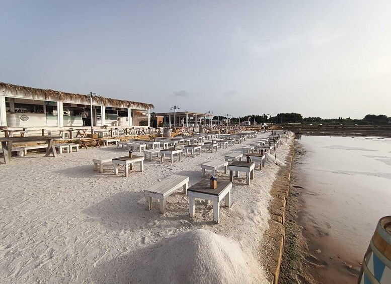 Picture 1 for Activity Aperitif in a old tub of salt in Marsala