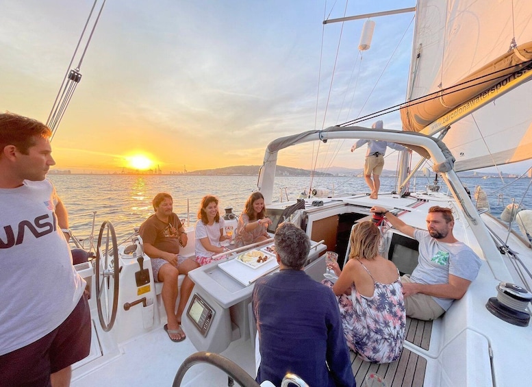 Barcelona:2 Hour Private Sail inc drinks & Snacks onboard