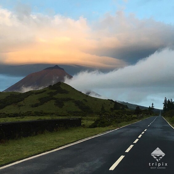 Pico Day Tour: Get to know Pico Island with a local guide