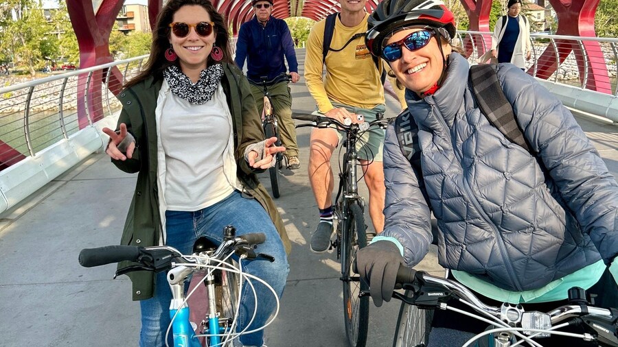 Calgary: City Bike Tour, Highlights and Bow River