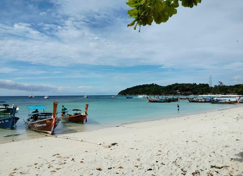 Picture 1 for Activity Ko Lipe: Islands and Beaches Snorkeling Tour