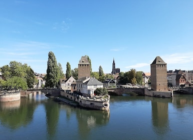 Strasbourg: Guided Walking Tour with some testing sweet