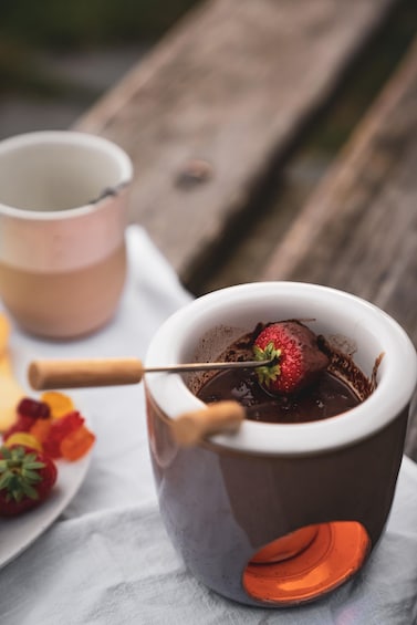 Picture 5 for Activity Rigi: Romantic chococolat fondue picnic for 2