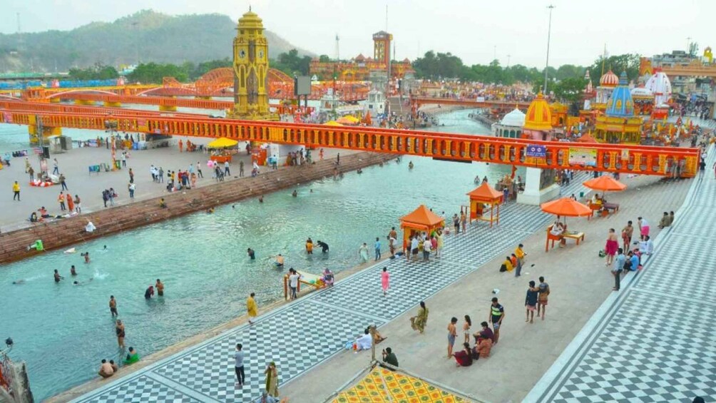 Picture 2 for Activity From Delhi: Private Day Trip to Haridwar and Rishikesh