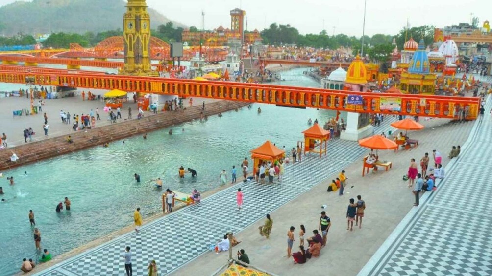 Picture 2 for Activity From Delhi: Private Day Trip to Haridwar and Rishikesh