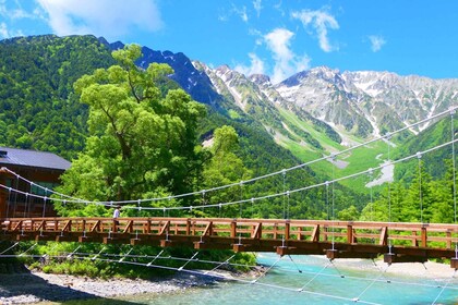 Desde Takayama: Teleférico de Shinhotaka y excursión a Kamikochi