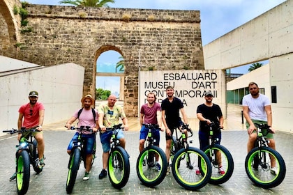 Palma: Guided City Tour with a Fat Tire E-Bike