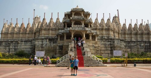 Day Trip to Ranakpur from Udaipur