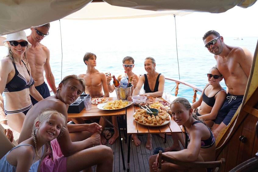 Picture 4 for Activity La Spezia: Sunset Cruise with Aperitif and Dinner