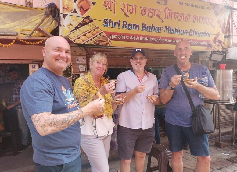 Picture 8 for Activity Food Crawl Ahmedabad (2 Hours Guided Food Tasting Tour)