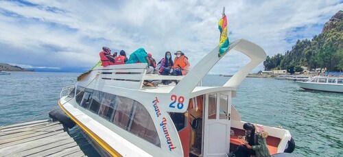 ลาปาซ: ทัวร์ทะเลสาบติติกากาและเกาะซันไอส์แลนด์