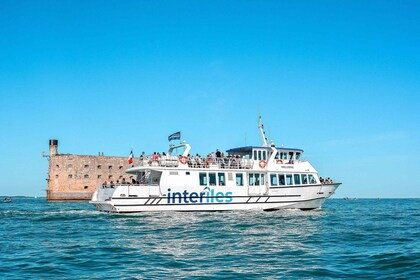 Ile d'Oléron - Boyardville : boat trip to Fort Boyard 1h00