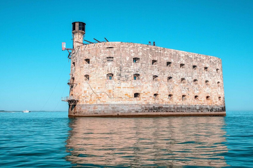 Picture 2 for Activity Ile d'Oléron - Boyardville : boat trip to Fort Boyard 1h00