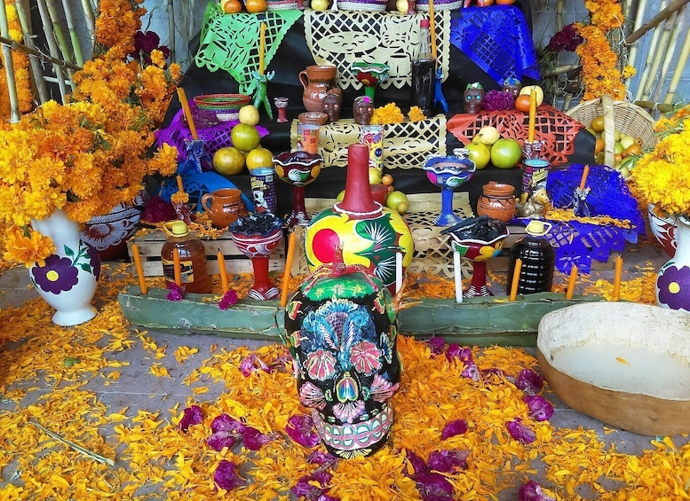 Picture 4 for Activity La Crucecita: Guided Day Of The Dead Festival Tour