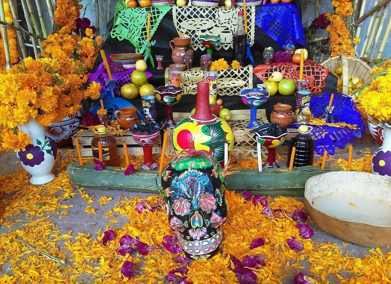Picture 4 for Activity La Crucecita: Guided Day Of The Dead Festival Tour