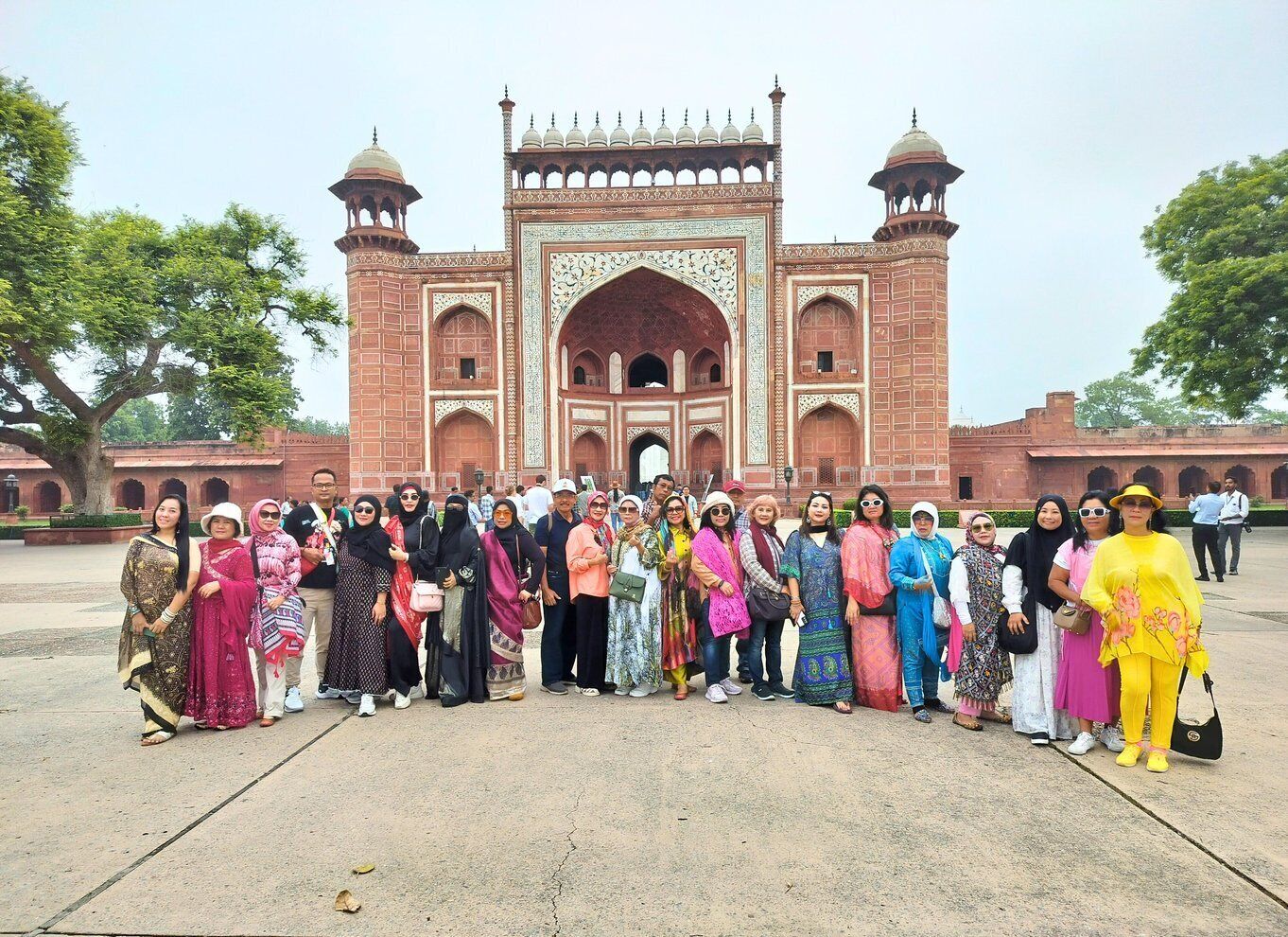 From Jaipur: Taj Mahal, Agra Fort, Baby Taj Day Trip by Car