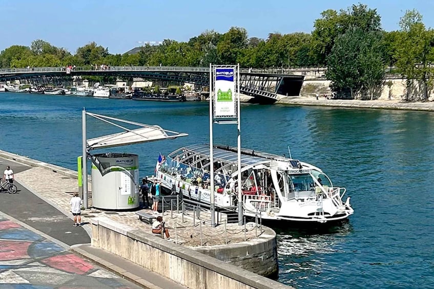 Picture 1 for Activity 2-4 Days Paris Golden Pass & Hop-On Hop-Off River Boat