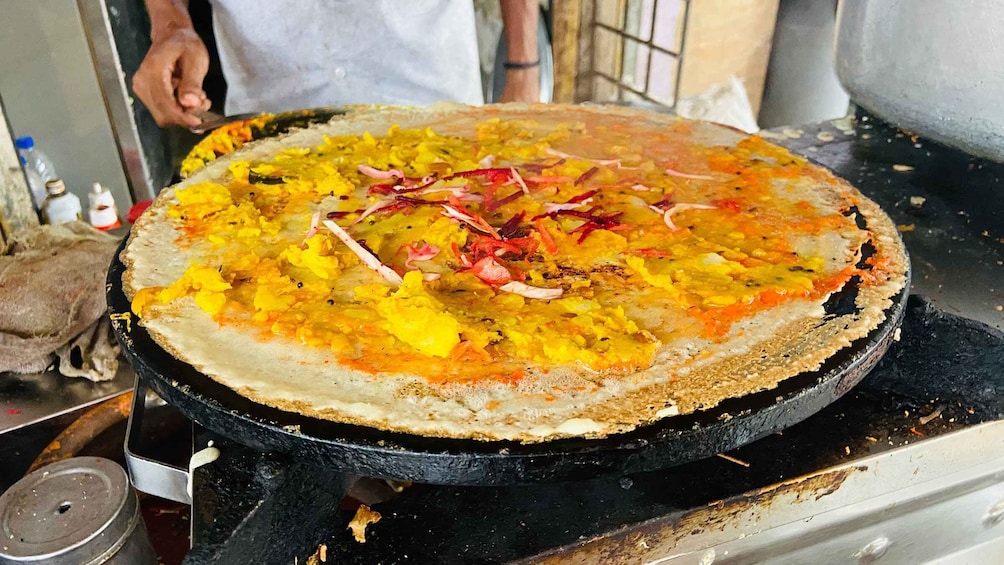 Picture 2 for Activity Mumbai: Authentic Street Food Tour