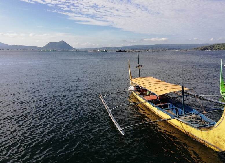 Picture 2 for Activity From Manila: Taal Volcano and Lake Boat Sightseeing Tour