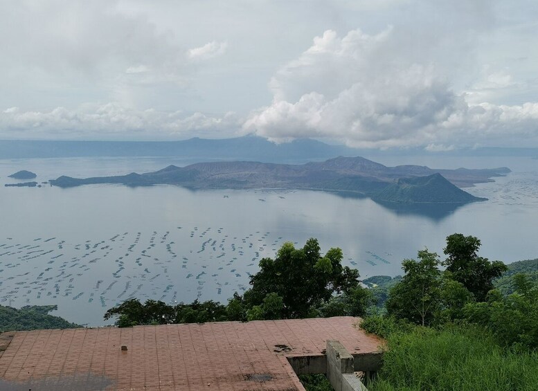 Picture 3 for Activity From Manila: Taal Volcano and Lake Boat Sightseeing Tour