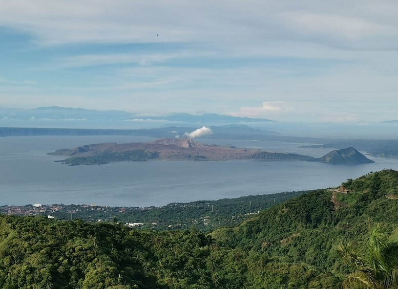 Picture 4 for Activity From Manila: Taal Volcano and Lake Boat Sightseeing Tour