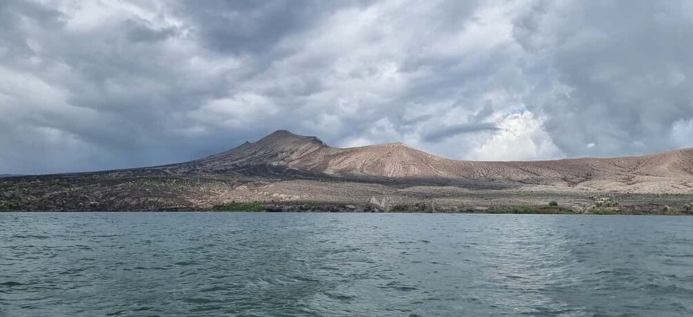 Picture 7 for Activity From Manila: Taal Volcano and Lake Boat Sightseeing Tour