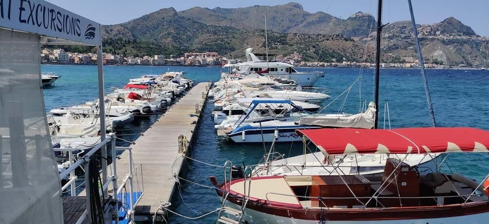Picture 1 for Activity Rent a boat in Taormina without a license