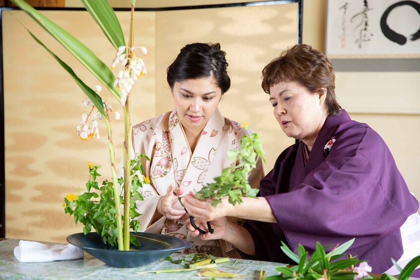 Picture 2 for Activity Flower Arrangement experience with simple kimono in Okinawa