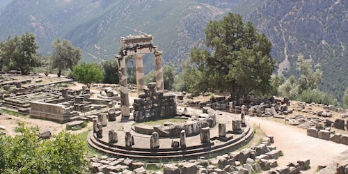 Delphi: Guided Tour + Ancient Greek Meditation Practice
