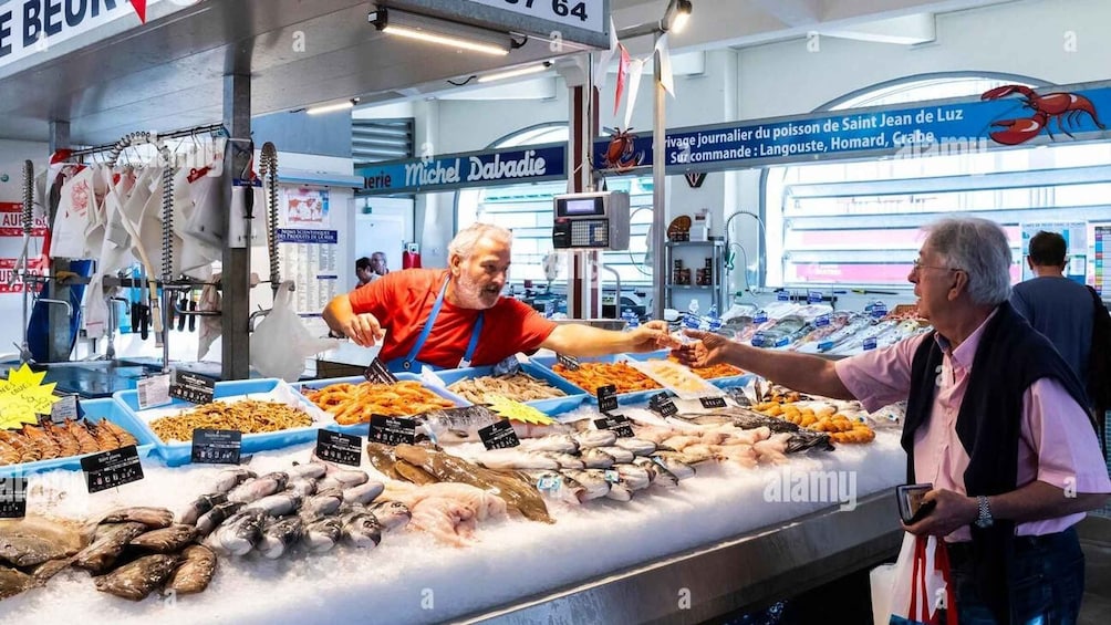Picture 9 for Activity Biarritz guided walking & gourmet tour