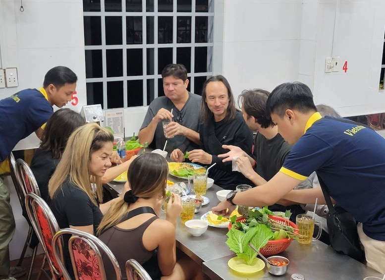 Picture 1 for Activity Ho Chi Minh City: Street Food Night Tour with a Local Guide