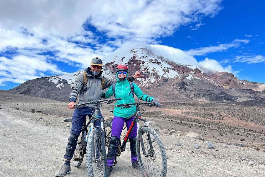 From Baños Chimborazo Volcan Biking and hiking tour & lunch