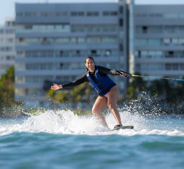 1 hour of Wakeboarding on the beaches of San Andrés