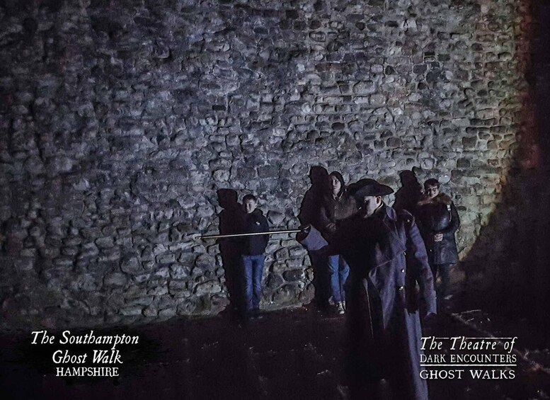 Picture 5 for Activity Southampton: Guided Ghost Walk