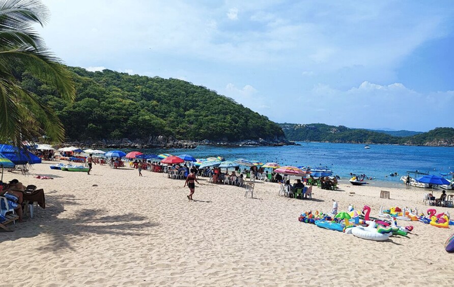 From Huatulco: Snorkel and La Entrega Beach Visit