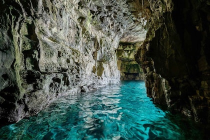 From Fazana: Seagull rocks & blue cave snorkelling