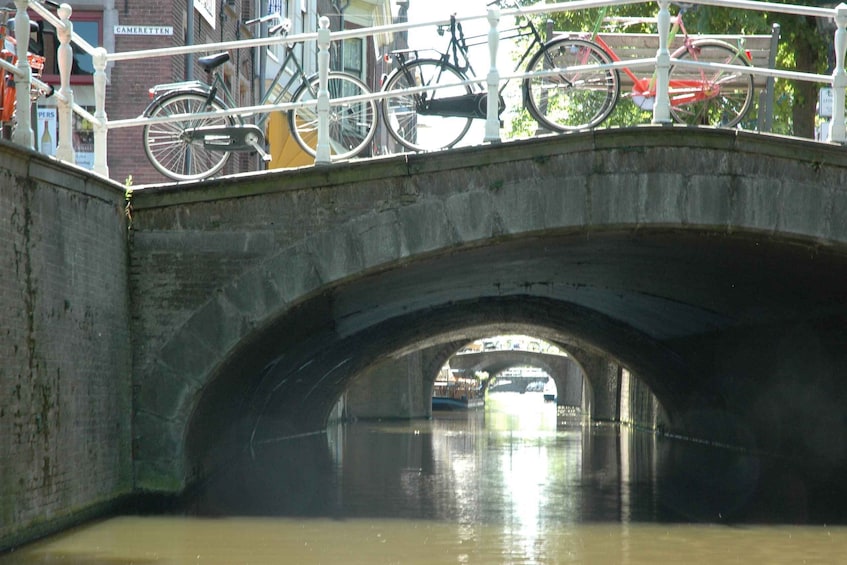 Picture 3 for Activity Delft: Vermeer History Open Boat Cruise