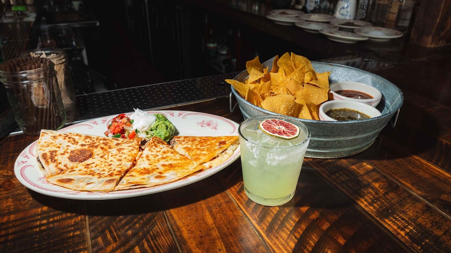 Delray Beach: Night Out in Delray - Dinner & Drinks Tour