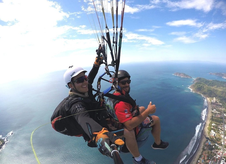 Jaco: 1500ft Tandem Paragliding Flight with Beach Views