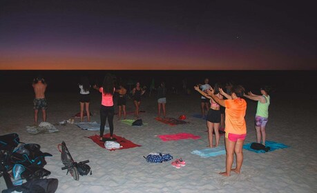 Alicante: Yoga, Achtsamkeit und Paddelsurfen am Strand von Postiguet