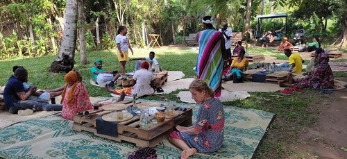 Sunday Organic Food Buffet Lunch of Local Cuisine