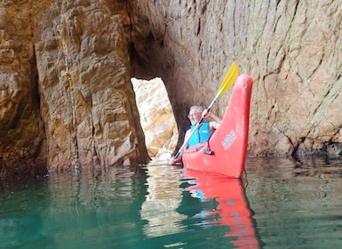 Sant Feliu de Guíxols: Morning Sea Kayak Tour