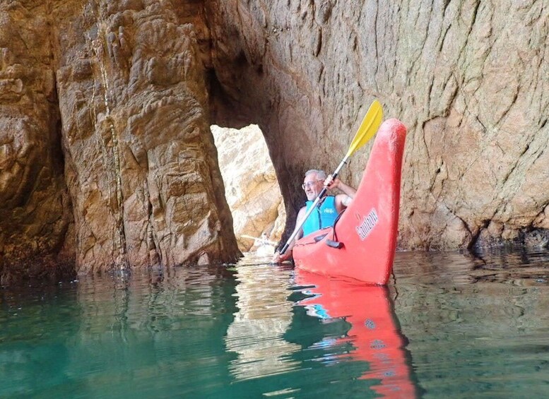 Sant Feliu de Guíxols: Morning Sea Kayak Tour