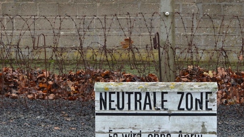 Da Berlino: Tour guidato del campo di concentramento di Sachsenhausen