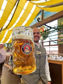 Munich: Guided Oktoberfest Experience with Beer and Lunch