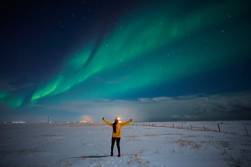 The Ultimate Northern Lights Tour with All Inclusive - Small Group Guaranteed