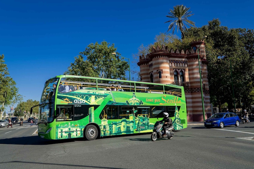 Picture 3 for Activity Seville: Panoramic Cruise, Hop-On-Hop-Off Bus & Walking Tour