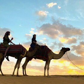 Doha: Sunset Safari, dune bashing, Papan Pasir dan Menunggang Unta