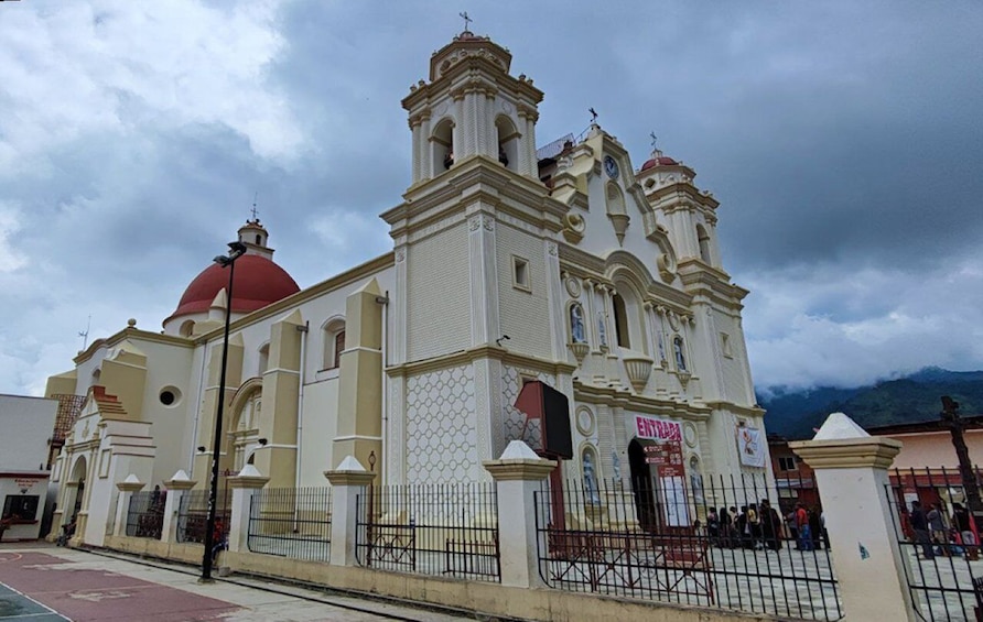 Picture 2 for Activity From Huatulco: Magical Town of Juquila Tour